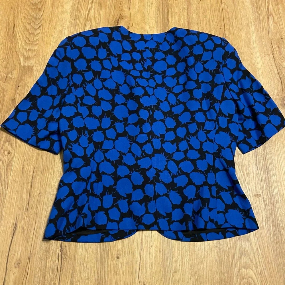 CHRISTIAN DIOR Vintage Jacket: excellent condition.Hidden seams & shoulder pads